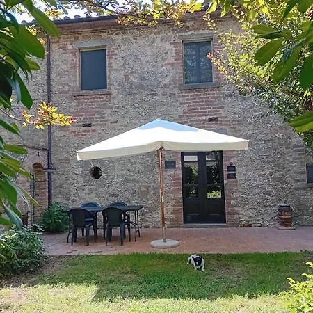 Aradia Casa A Tema Celtico Magico Naturalistico Del Casale Labandita *