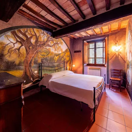 Aradia Casa A Tema Celtico Magico Naturalistico Del Casale Labandita Castiglione del Lago