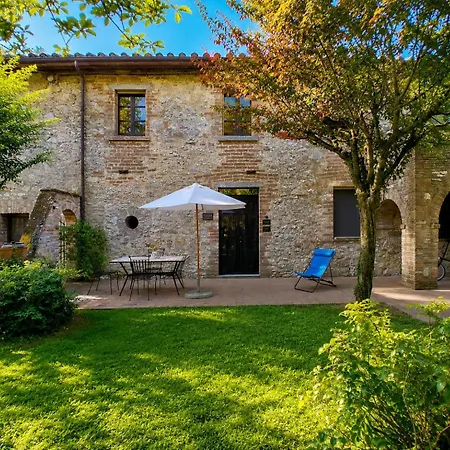 Сasa de vacaciones Aradia Casa A Tema Celtico Magico Naturalistico Del Casale Labandita